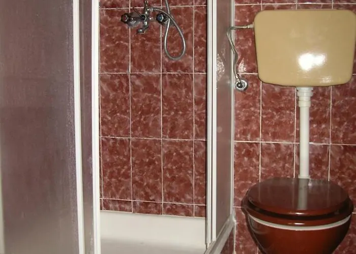 With Terrace And Sea View דירה